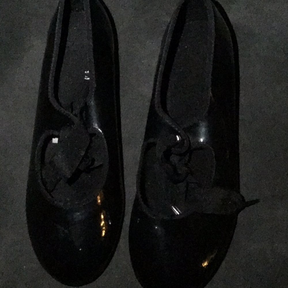 Tap shoes